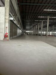 Gul Way (D22), Warehouse #496952641